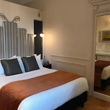 Guest house Maison Torre Argentina Rome