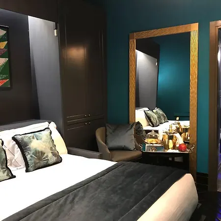 Guest house Maison Torre Argentina Rome