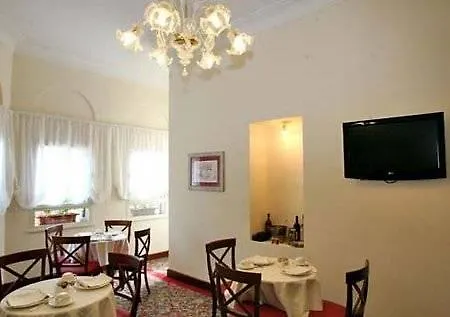 Beau Site - Antica Residenza Affittacamere 4*