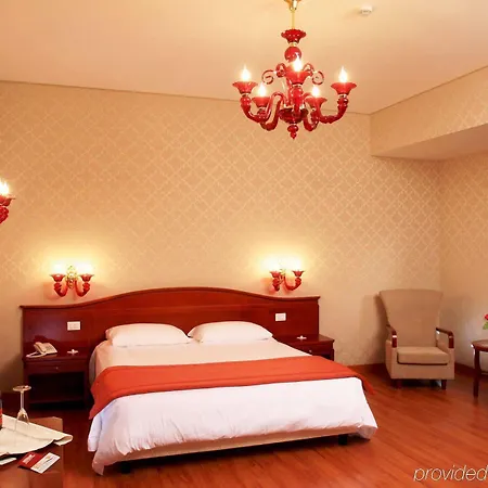 Hotel Augusta Lucilla Palace 4*