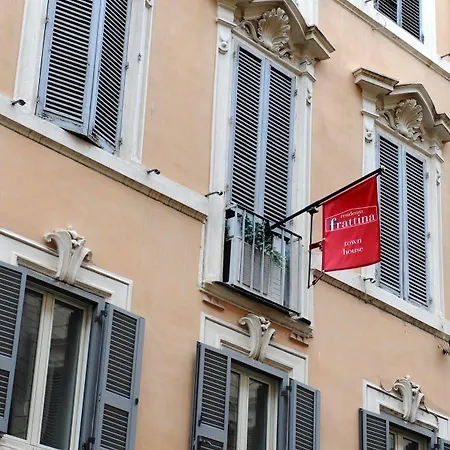 Guest house Residenza Frattina 2*