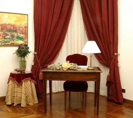 Domus Apartment