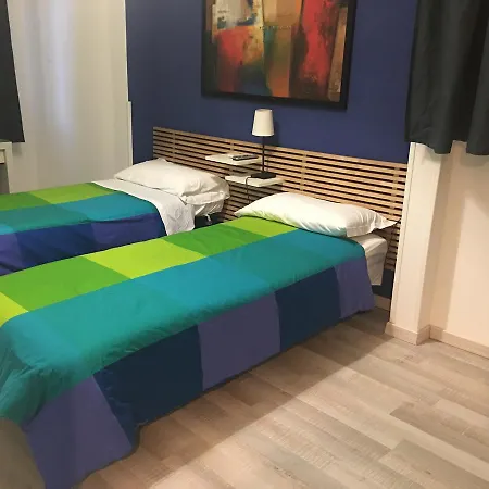 Almi Bed & Breakfast 3*