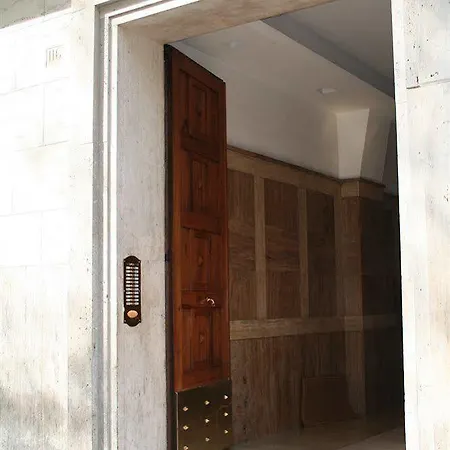 Bed & Breakfast Messina 3*