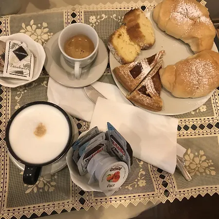 Affittacamere Morgagni House