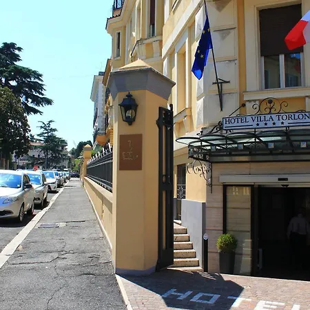 Torlonia 4*