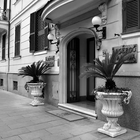Malaga Hotel 3*