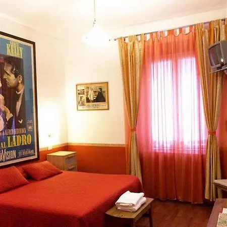 Angolo Di Rome