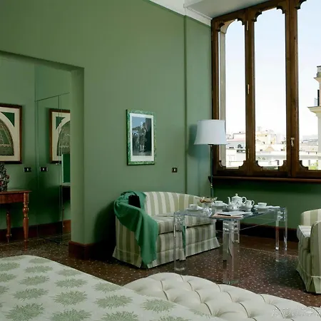 Spalletti Trivelli - Small Luxury Of The World Guest house Rome