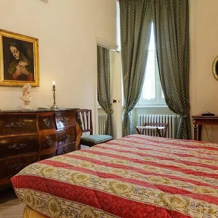 Dimora Storica Palazzo Marescalchi Belli דירה רומא