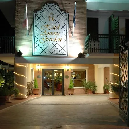 Hotel Aurora Garden 3*