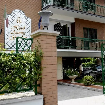 Hotel Aurora Garden 3*