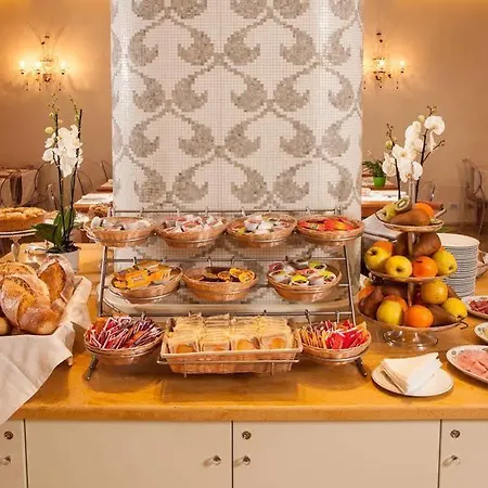 Piccolo Borgo Hotel 3*