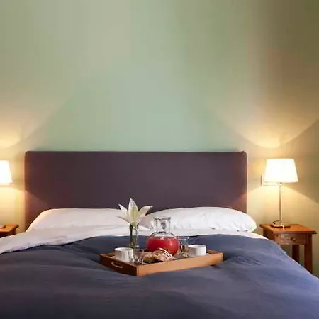 Bed & Breakfast Santi Quattro Al Colosseo 2*
