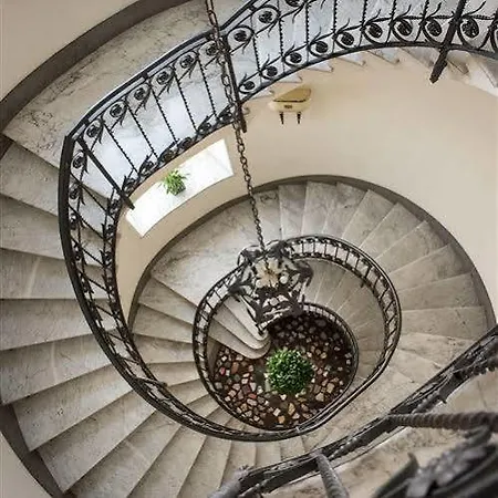 Il Palazzetto 2*