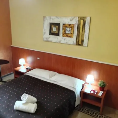 Domus Carmanello Hotel *
