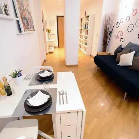 We Love It Apartment