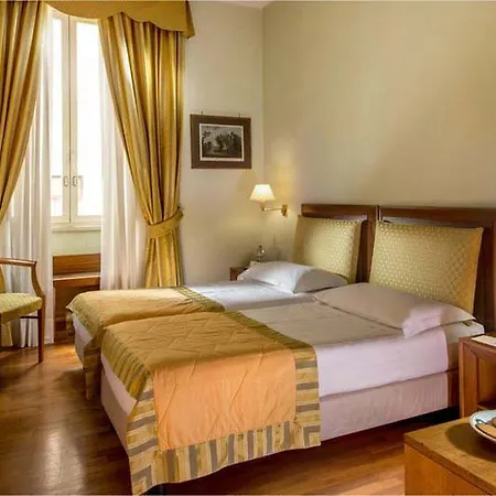 9hotel Cesari Hotel