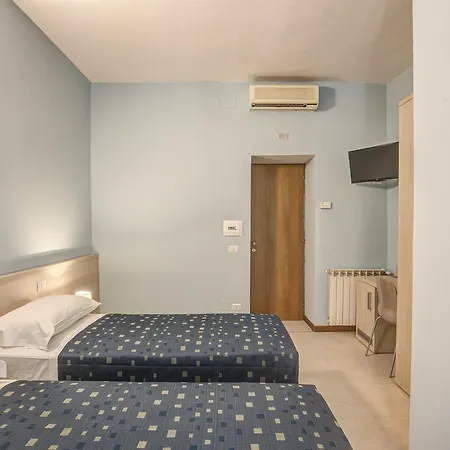 Nuova Monaco Hotel Rom