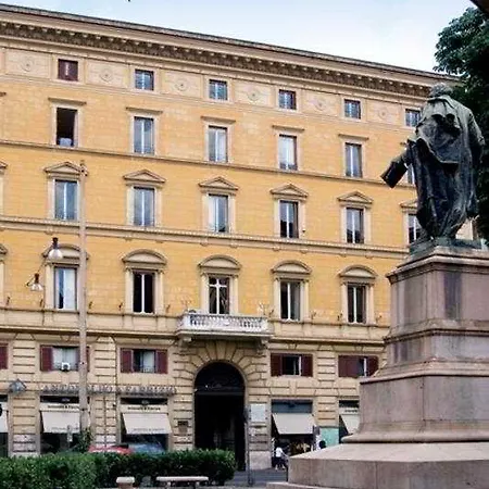 & 2* Rome