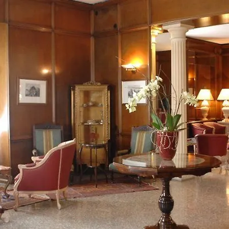 Hotel Colonna Palace Řím