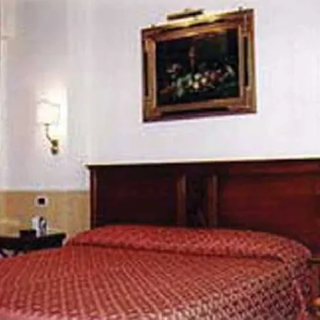 Aurora Garden Roma