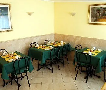 Dolomiti 3* Rome