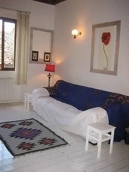 Portico D'ottavia Luxury & Philosophy * Rome