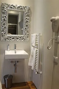 Guest house 5 For 7 People Near Coloseum 2*