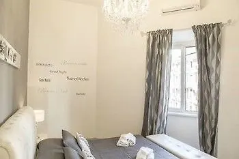 Nazionale 221 Luxury Apartmán