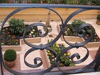 La Dolce Bed & Breakfast