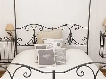 Bed & Breakfast Le Fate Rome