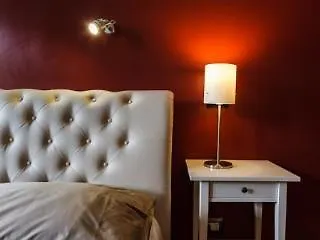Guest house L'angolo Cortese 2*
