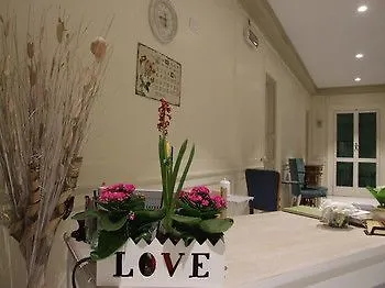 Domus Dea Bed and breakfast 3*