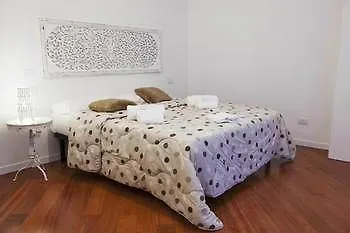 Bed and breakfast Domus Dea Roma