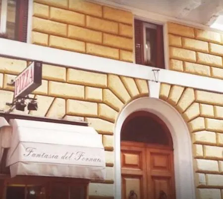 Dem Hotel 2*