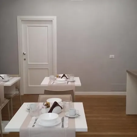 Cola Di Rienzo Bed & Breakfast 2*