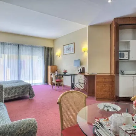 Petra Hotel