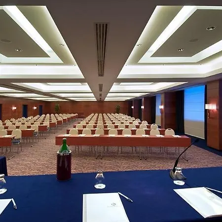 Ergife Palace Hotel 4*