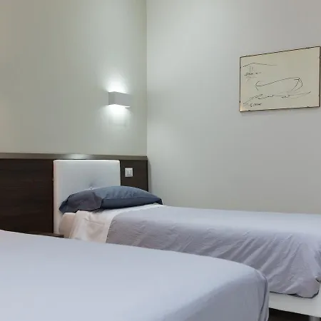 Venustas Hotel 3*