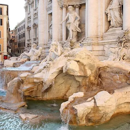 Town House Fontana Di Trevi Oda ve Kahvaltı Roma