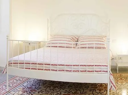 Bed & Breakfast Domus Aurea *