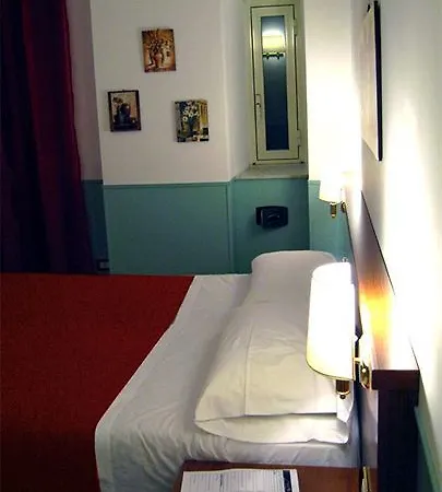 Bed & Breakfast Hold - Luxury 2*
