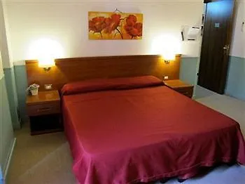 Hold - Luxury 2* Řím