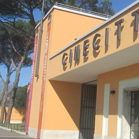 Cinecitta 3* Rom