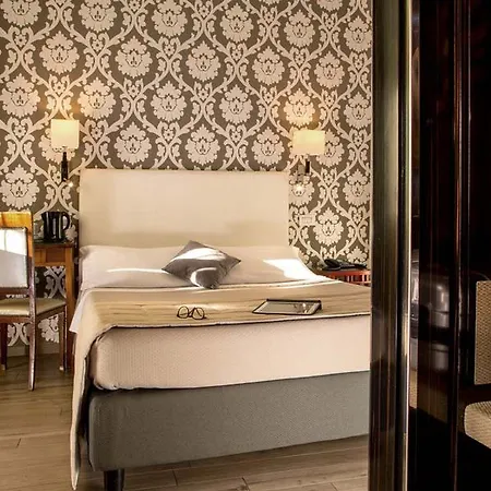 Hotel Alexandra 3*