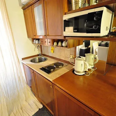 Guest house Babuino 127 2*