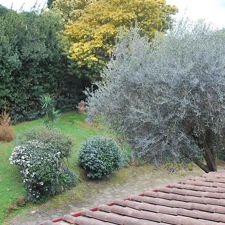 Casale Mostacciano 3* Rome