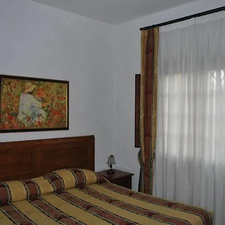 Aparthotel Casale Mostacciano 3*