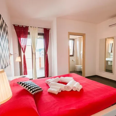 Aparthotel G&G Modern Apartments *